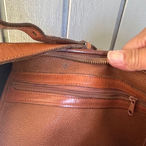 Dooney & Bourke Black and Brown Leather Shoulder Bag - Picture 7 of 7